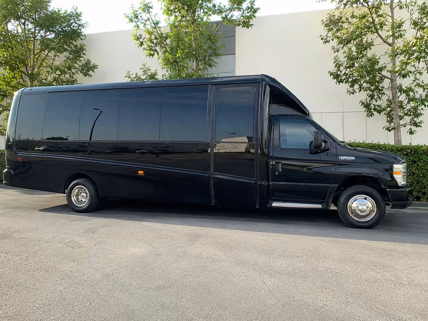 18 passenger minibus