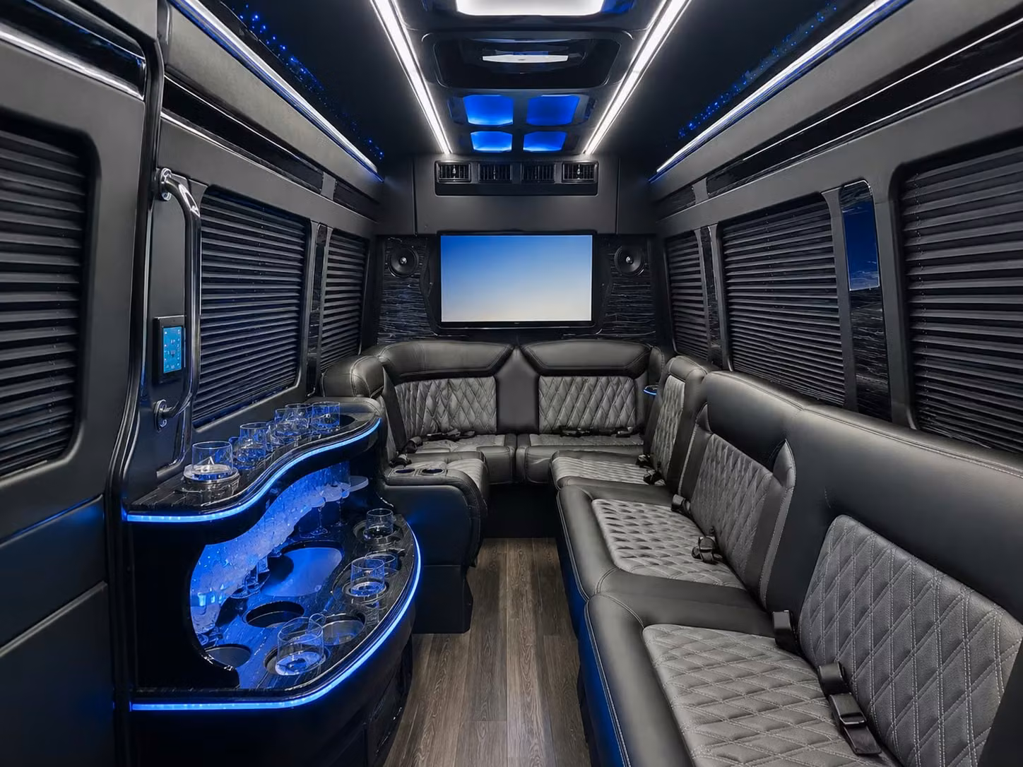 bus rental options for baton rouge trips