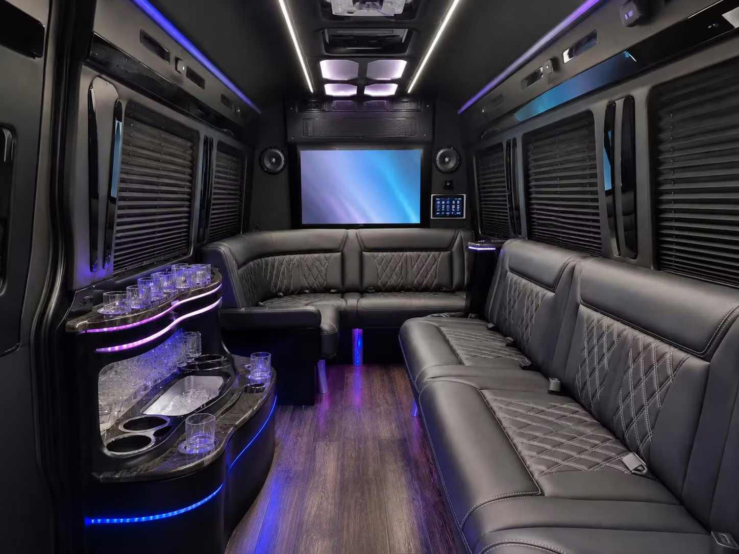 corporate event bus rentals in baton rouge