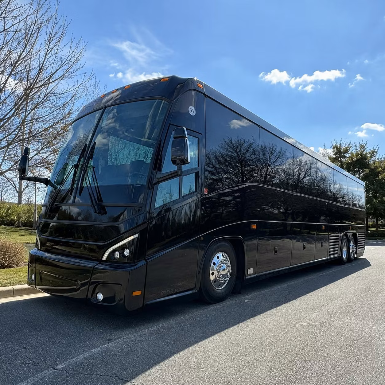 shuttle buses for lsu olol and baton rouge s major employers